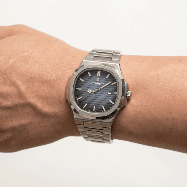 Ultra Thin Waterproof Men Quartz Wrist Watch with Date Display Calendar