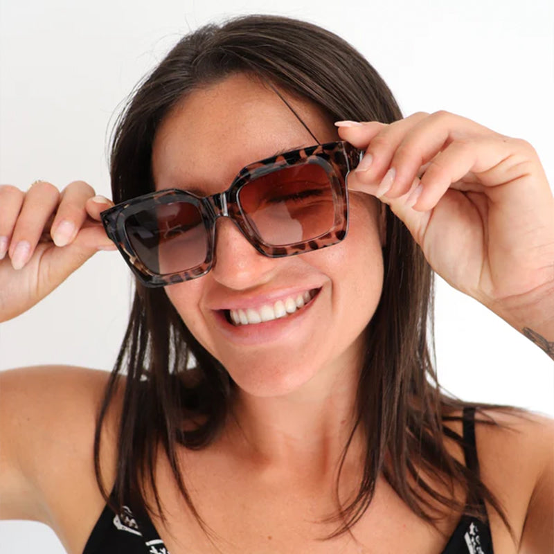 Stylish Oversized Leopard Print Sunglasses 2 Pack