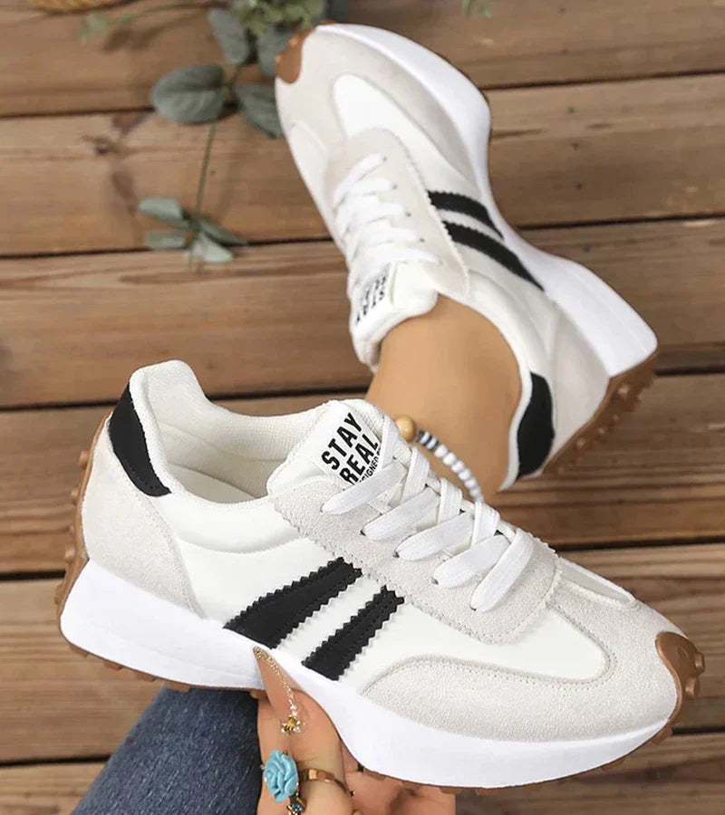 Chiccorsa| Comfortable Sneakers with Ergonomic Platform