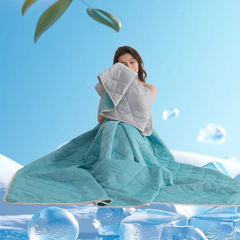 Ice-Cool Lightweight Summer Comforter